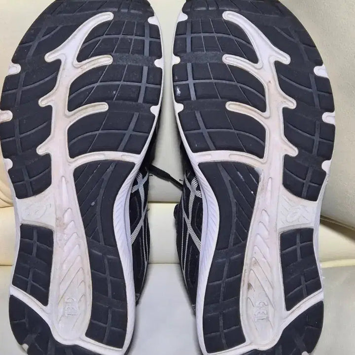 [BUNJANG] Asics Gel Contend 8 Running Shoes / 아식스 젤 컨텐드 8 러닝화
