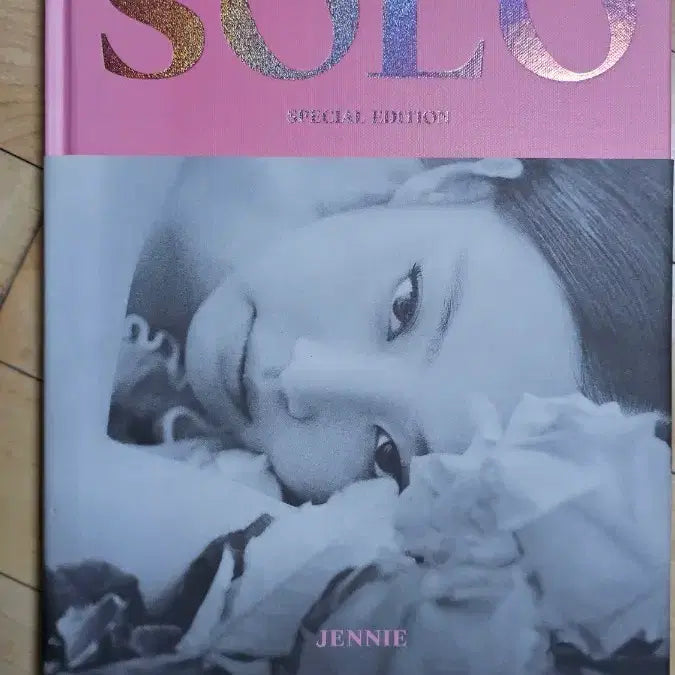 [BUNJANG] BLACKPINK Jennie Solo Photobook Special Edition / 블랙핑크 제니 솔로 포토북 스페셜에디션