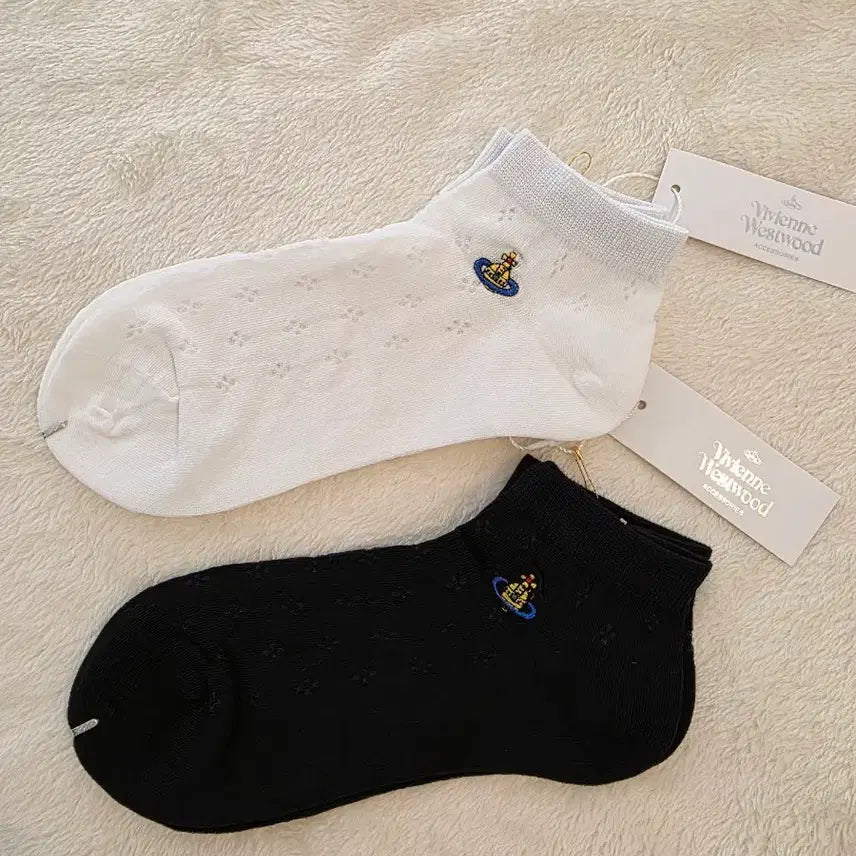 [SOLD OUT] 비비안웨스트우드 발목양말