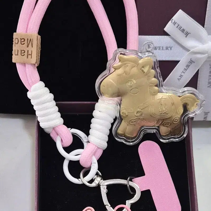 [SOLD OUT] 말 키링 &amp; 키홀더 인형 set   새상품 순금 함량 0.2mg