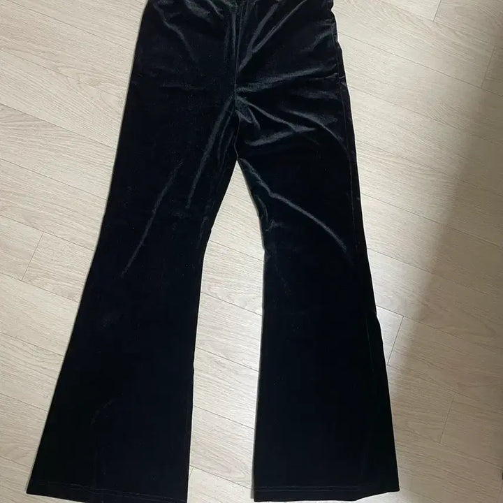 [BUNJANG] Velvet Bootcut Pants / 벨벳 부츠컷팬츠