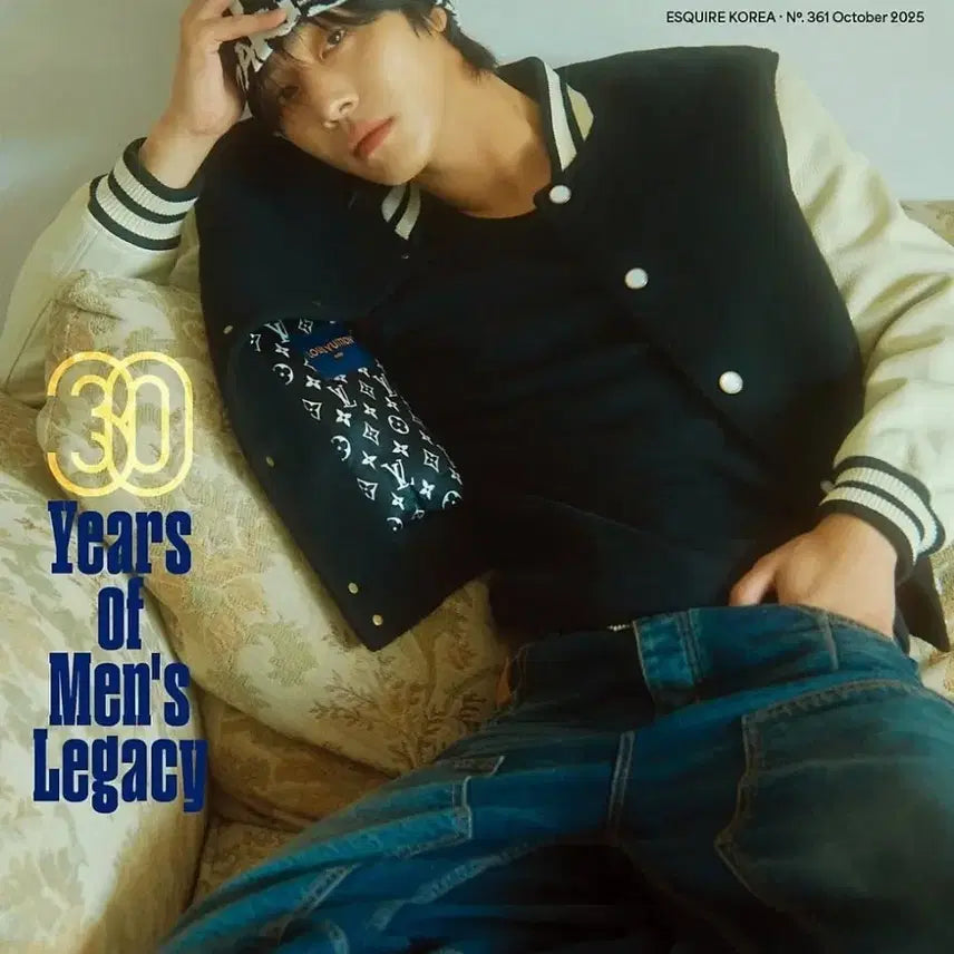 [BUNJANG] Esquire Ahn Hyo Seop 30th Anniversary Cover Magazine / 에스콰이어 30주년 안효섭표지
