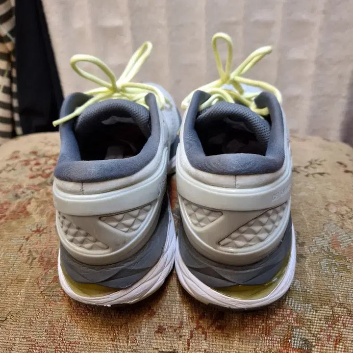 [BUNJANG] Asics Gel-Kayano Sneakers Gray/Yellow / 아식스 젤 카노아 운동화 회색/노란색
