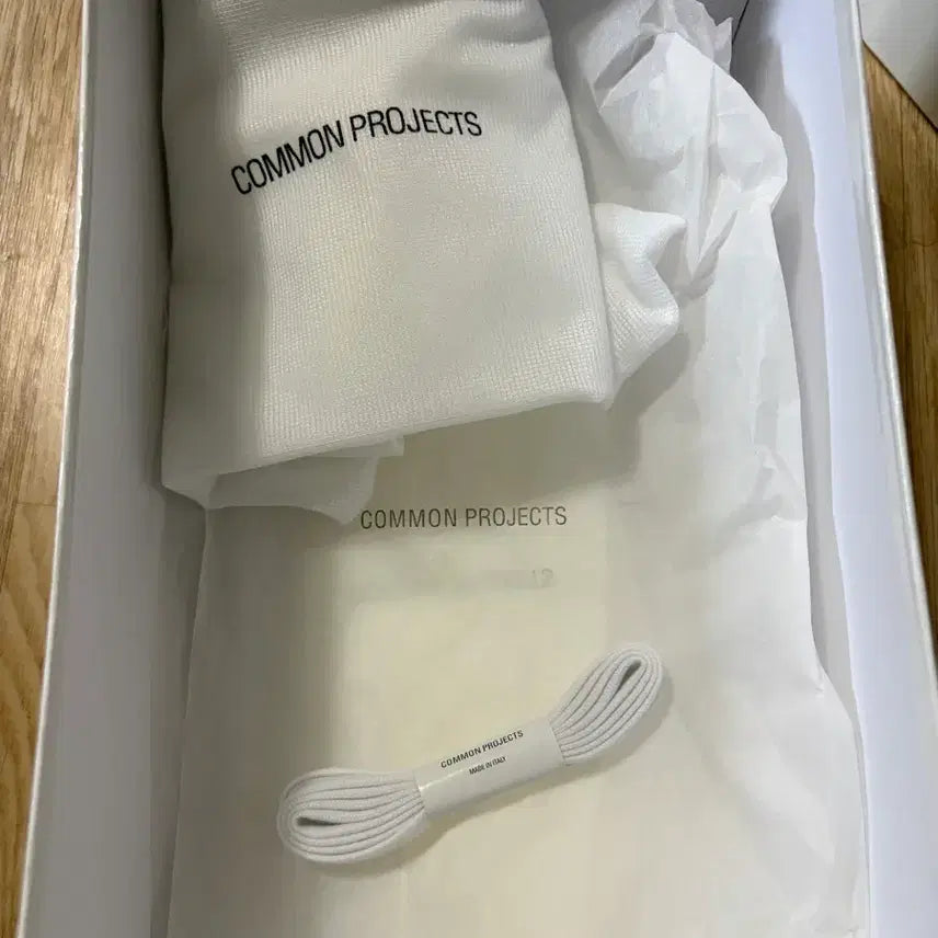[BUNJANG] Common Projects Achilles Low White Sneakers / 커먼프로젝트 아킬레스 로우 화이트 41