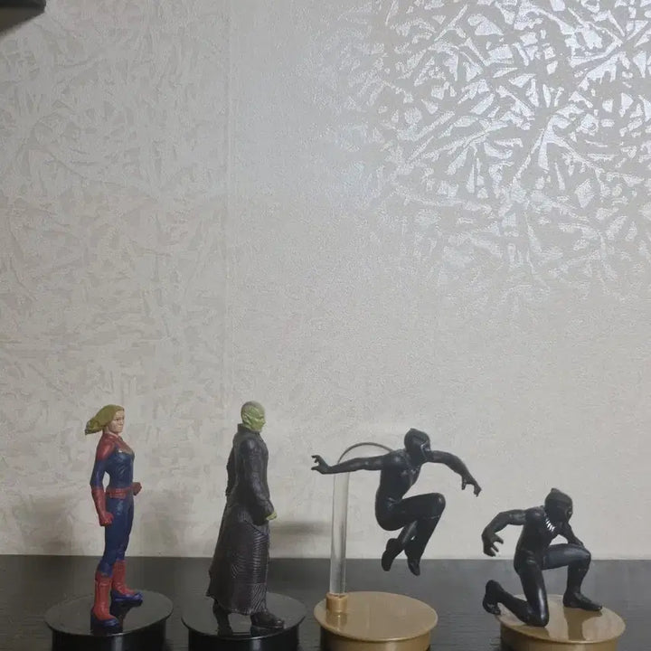 [BUNJANG] Lotte Cinema Marvel Hero Topper Figure Set / 롯데시네마 탑퍼 피규어 4종 세트 팝니다