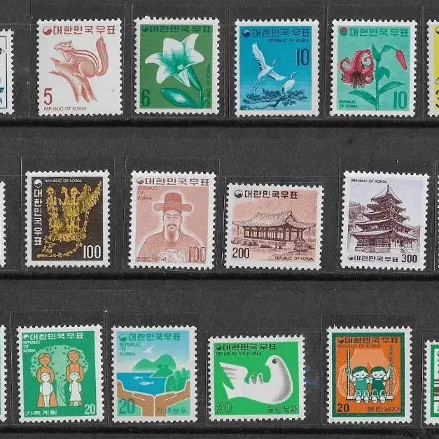 [BUNJANG] Korean Gravure Ordinary Stamps Set / 73년-79년 발행 2차그라비아보통우표17종세트+1차선종7종세트사진이