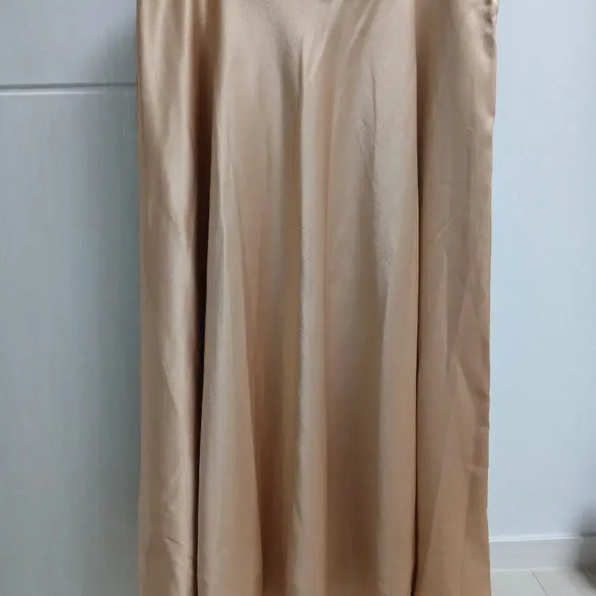 [SOLD OUT] 블랑쇼 라스트나잇 스커트 m 골드베이지