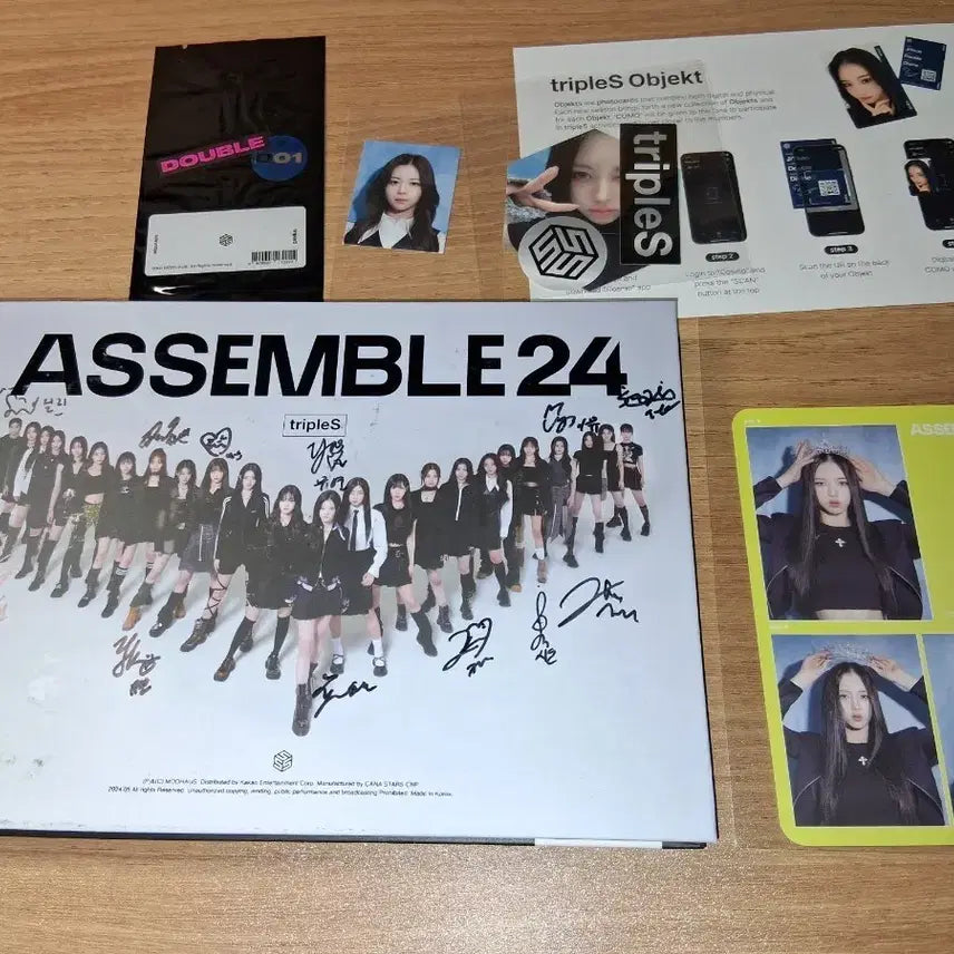 [SOLD OUT] [BUNJANG] tripleS Assemble24 Signed Album / 트리플에스 Assemble24 비매 싸인 앨범
