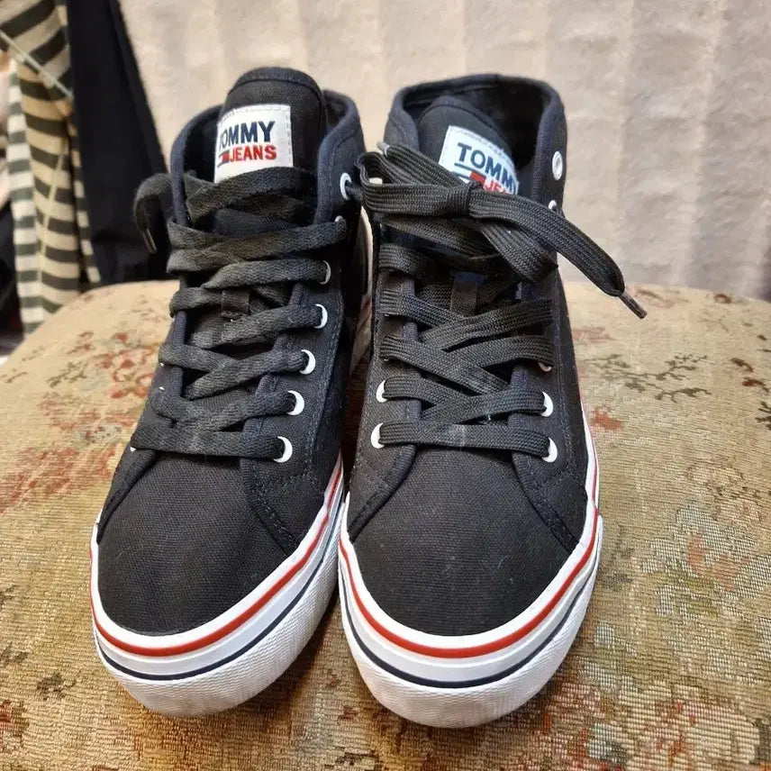 [BUNJANG] Tommy Hilfiger High-Top Sneakers / 타미진스 블랙 하이탑 스니커즈타미진스 블랙 하이탑 스니커즈