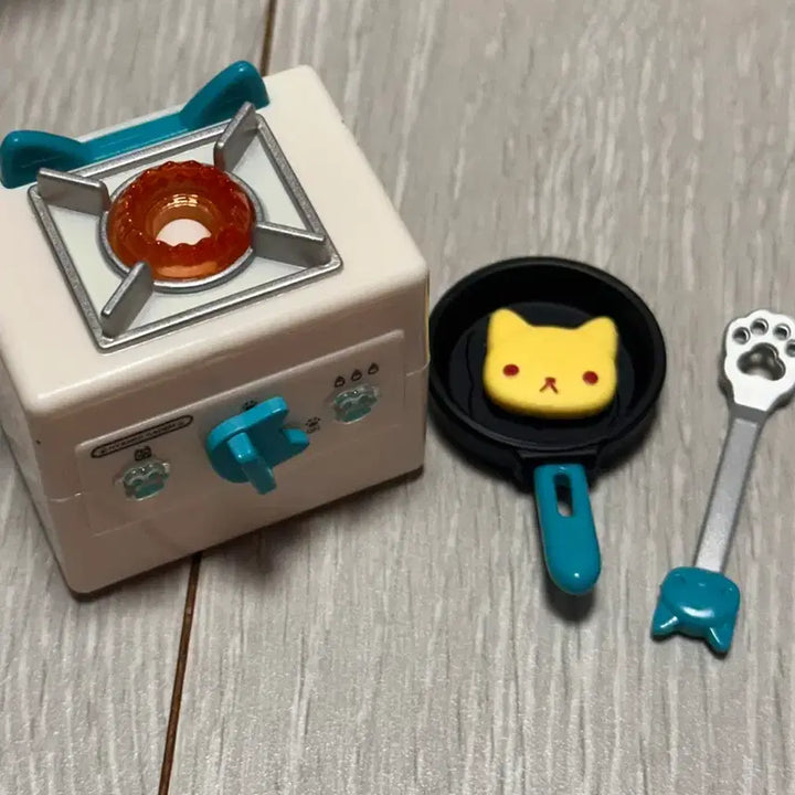 [BUNJANG] Nyan-ko Miniature Kitchen Gacha / 냥코 미니어쳐 주방 가챠