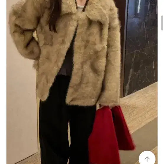 [BUNJANG] Mood Moment Fluffy Loose Fit Half Fur Jacket / 무드모먼트 플러피 루즈핏 싱글 하프 퍼 자켓