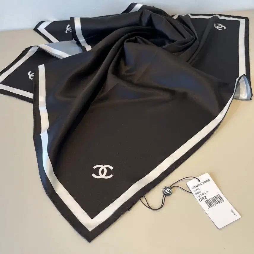 [BUNJANG] Chanel Black Scarf / 샤넬 블랙 스카프