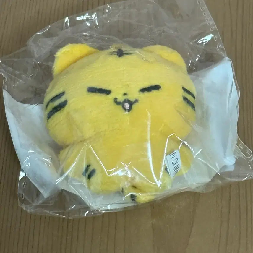 [BUNJANG] SEVENTEEN Hoshi 6cm HeungSsuNyo Doll / 세븐틴 호시 인형 6cm 흥쑤뇨 미개봉 새상품