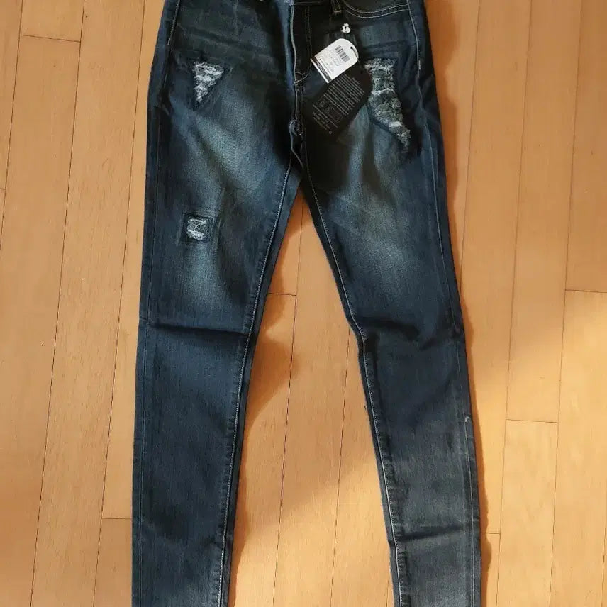 [BUNJANG] Denim Skinny Jeans 26 Damage Jeans / 데님 스키니진 26사이즈 데미지진