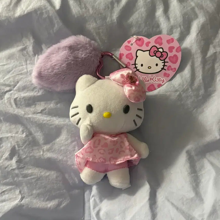 [SOLD OUT] (새상품) 헬로키티 고고걸 핑크 레오파드 키티 키링 인형