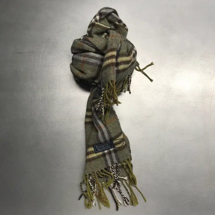 [BUNJANG] Burberry Lambswool Scarf Khaki / 버버리 정품 램스울 머플러 카키