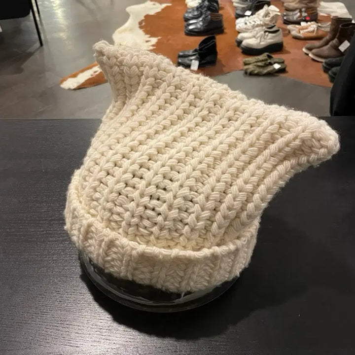 [BUNJANG] CA4LA Cat Beanie / 카시라 캣 비니