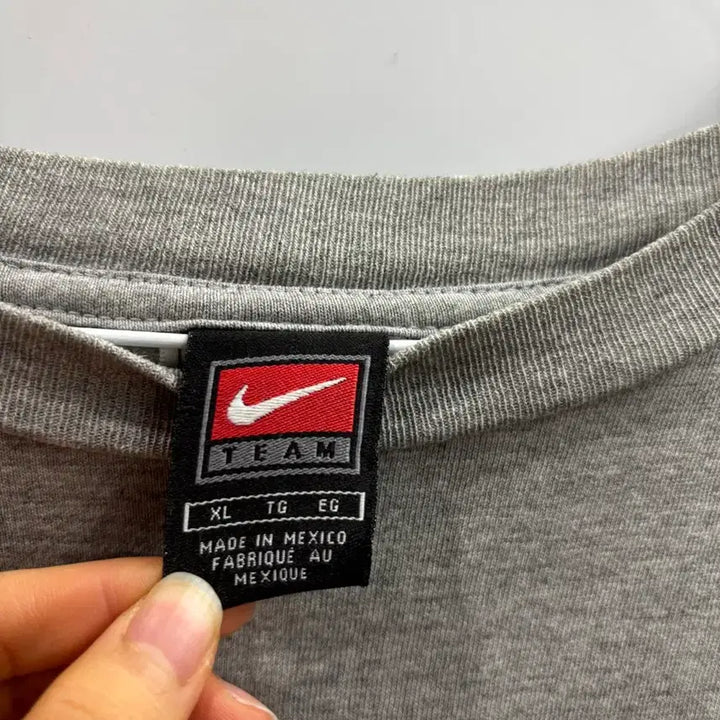 [SOLD OUT] [XL] 나이키 MLB 뉴욕 양키스 그래픽 반팔 티셔츠 3.5
