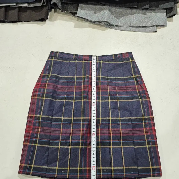 [BUNJANG] School Uniform Skirt Size 65 / 신품 교복치마 사이즈 65