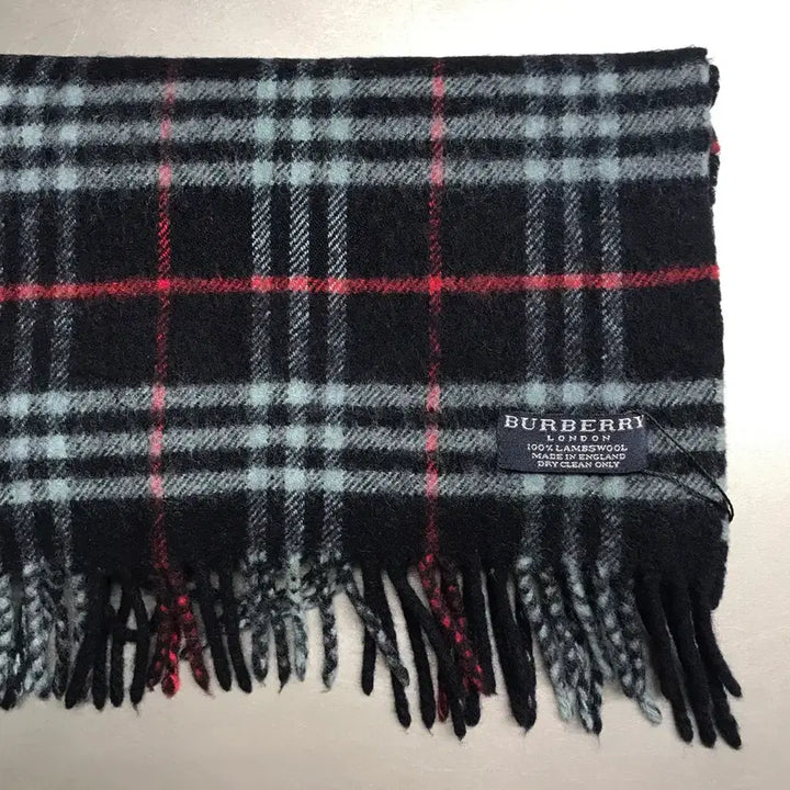 [BUNJANG] Burberry Lambswool Scarf Navy / 버버리 정품 램스울 머플러 네이비