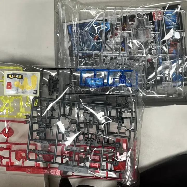 [BUNJANG] Bandai SDCS RX-78-2 First Gundam Clear Color / SDCS 퍼스트건담 RX-78 클리어 컬러(건담베이스 한정