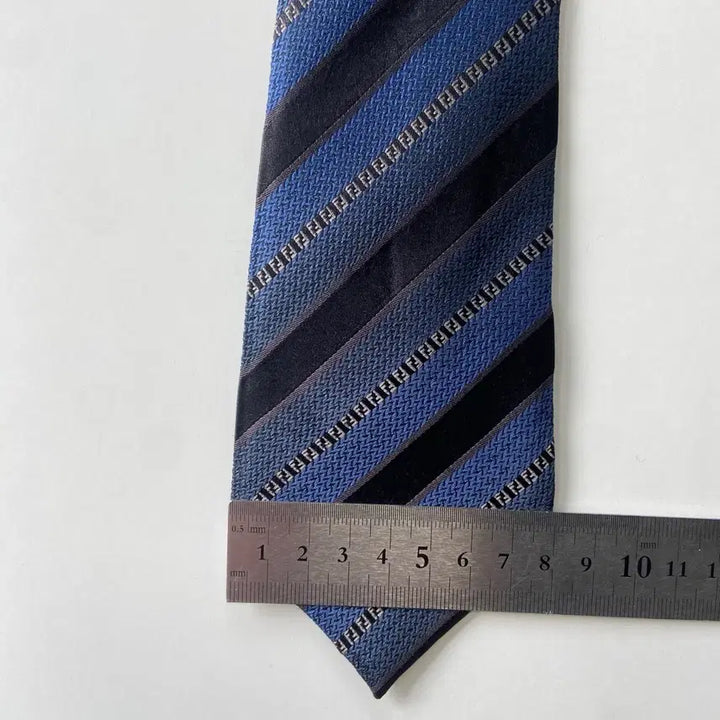 [BUNJANG] FENDI FF Monogram Silk Necktie / 펜디 (FENDI) FF 모노그램 정품 명품 넥타이