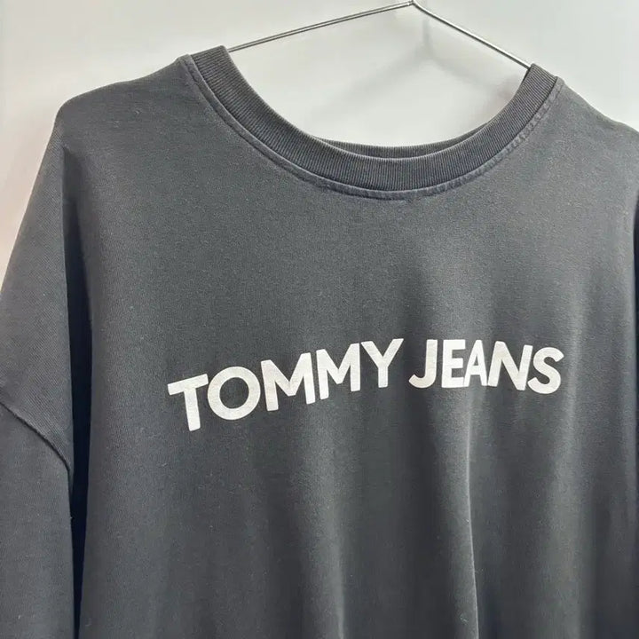 [BUNJANG] Tommy Jeans Oversized Big Logo Black T-shirt / [XXL] 타미진스 빅로고 오버핏 블랙 반팔 티셔츠 1.9