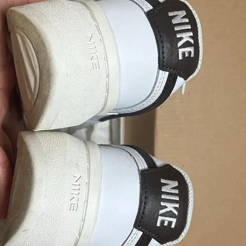[BUNJANG] Nike Court Vision Low White/Brown Sneakers / 나이키 코트 비전 로우 흰/밤 225