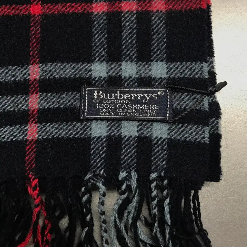 [BUNJANG] Burberry Cashmere Scarf Navy / 버버리 정품 캐시미어 머플러 네이비