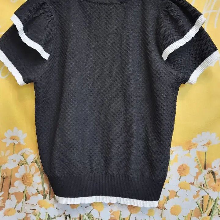 [SOLD OUT] Paige Flynn 블랙 반팔 니트 티셔츠 F