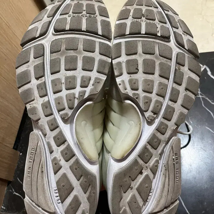 [SOLD OUT] 나이키 에어 프레스토 흰색 280mm
