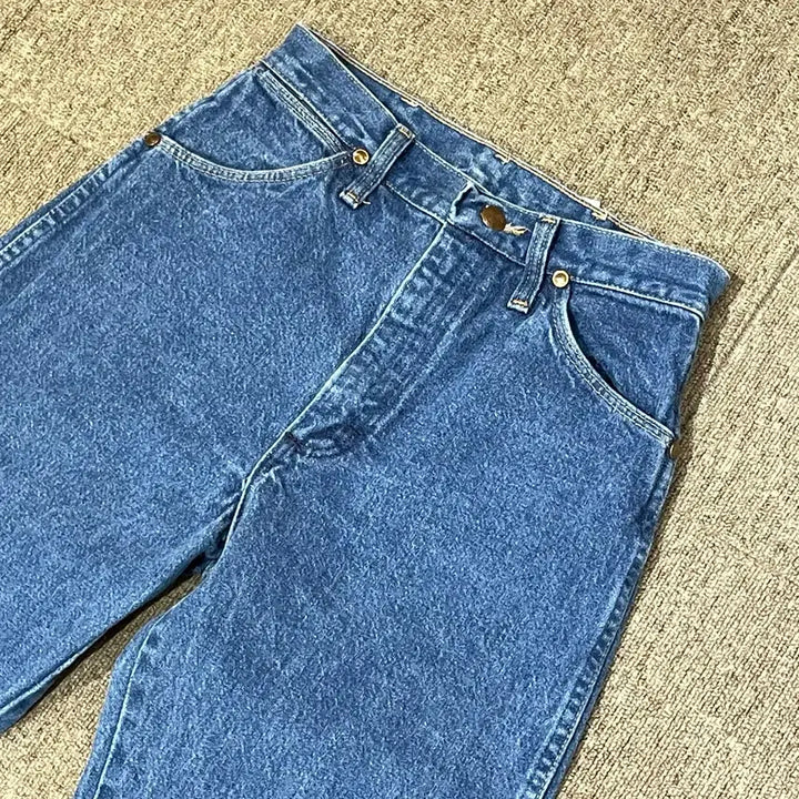 [BUNJANG] Wrangler Straight Jeans / (26) Wrangler (랭글러 스트레이트)