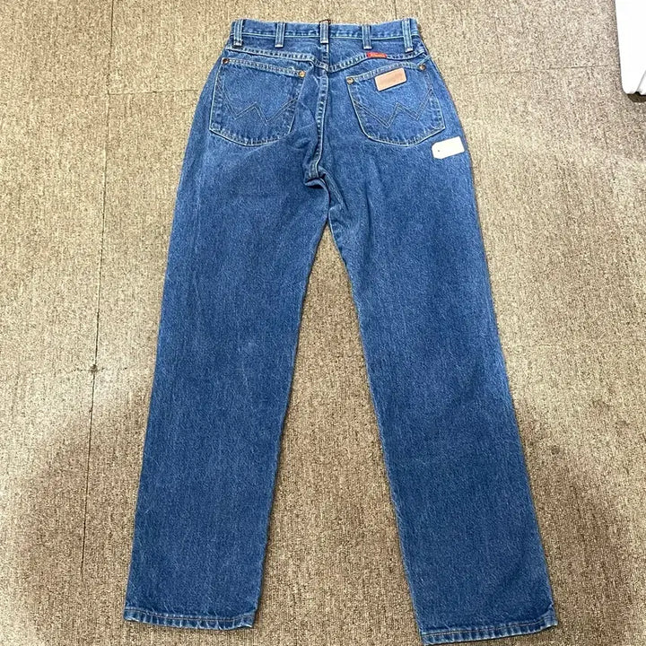 [BUNJANG] Wrangler Straight Jeans / (26) Wrangler (랭글러 스트레이트)
