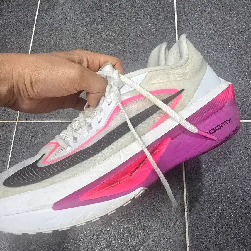 [BUNJANG] Nike Zoom Fly 6 Running Shoes - Size 270 / 나이키 러닝화 줌플라이6 270 사이즈 화이트