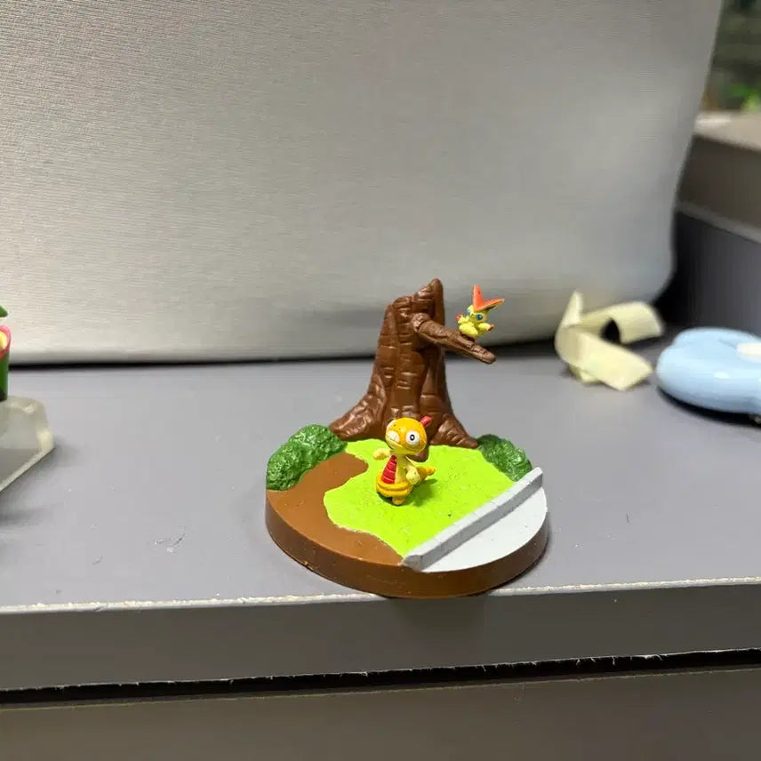 [BUNJANG] Pokemon Diorama Set - Goomy Figure / 포켓몬 입체도감 디오라마 곤율랭 세트 1/40 1:40 단품 판매