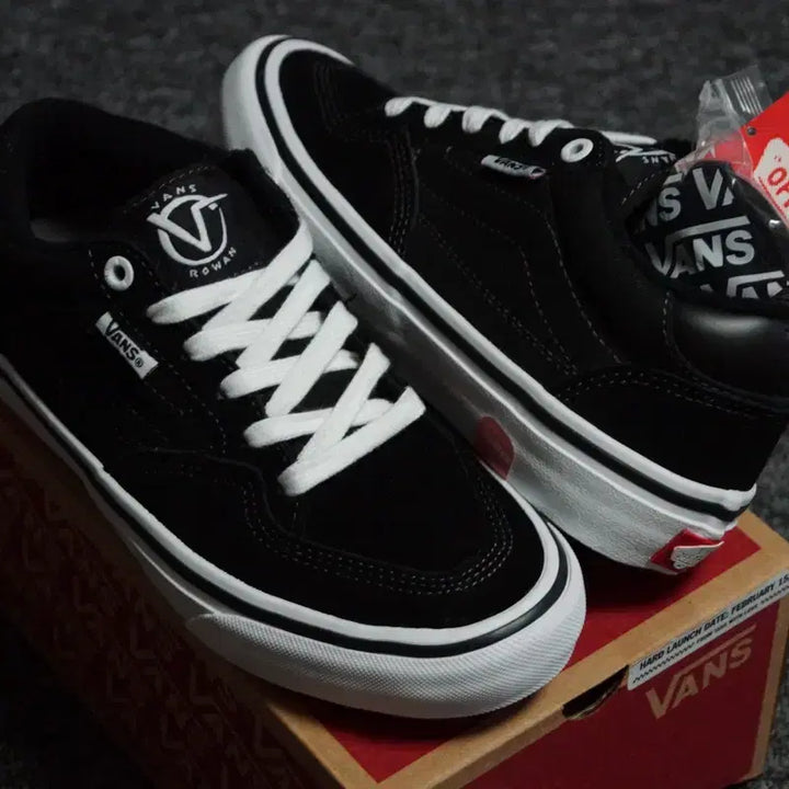 [BUNJANG] Vans Rowan Pro Black White Skate Shoes / (220)(마지막한점) 반스 로완 프로 블랙 화이트 2020