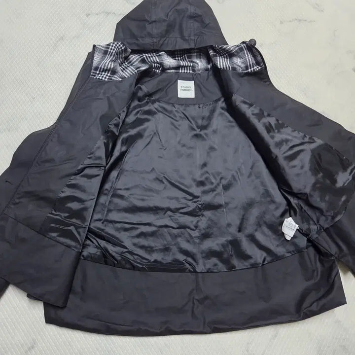 [BUNJANG] Studio Tomboy Black Hooded Jumper / 스튜디오 톰보이 블랙 후드 점퍼