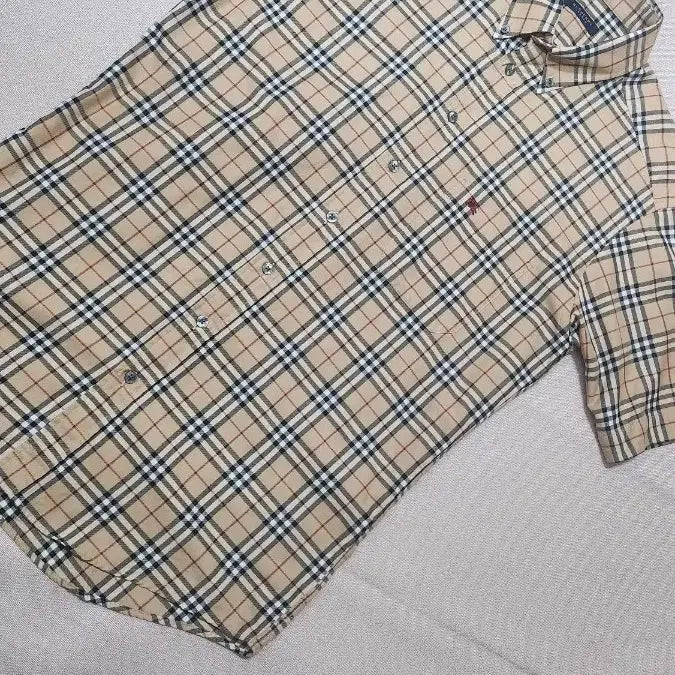 [BUNJANG] Burberry Checkered Short-Sleeved Shirt / 버버리 체크 반팔 셔츠