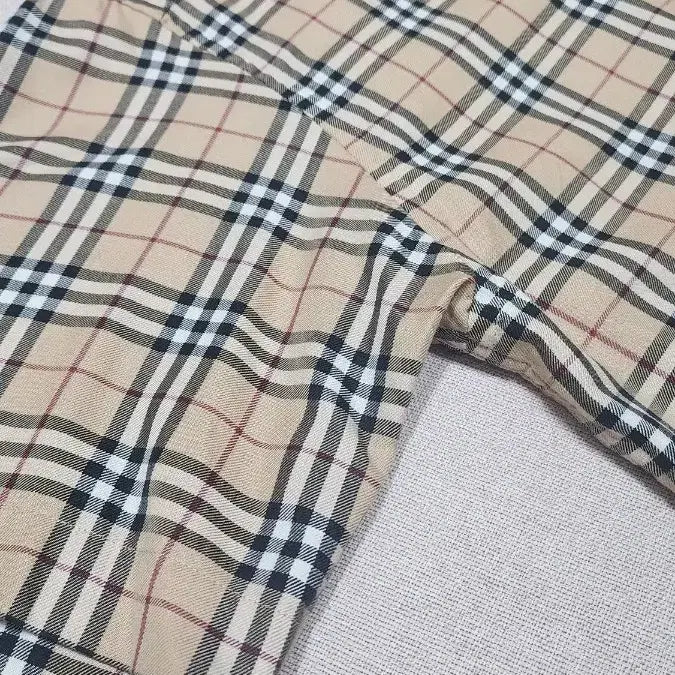[BUNJANG] Burberry Checkered Short-Sleeved Shirt / 버버리 체크 반팔 셔츠