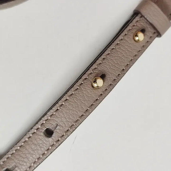 [BUNJANG] Louis Quatorze Beige Leather Strap / 루이까또즈 스트랩 (보관만)