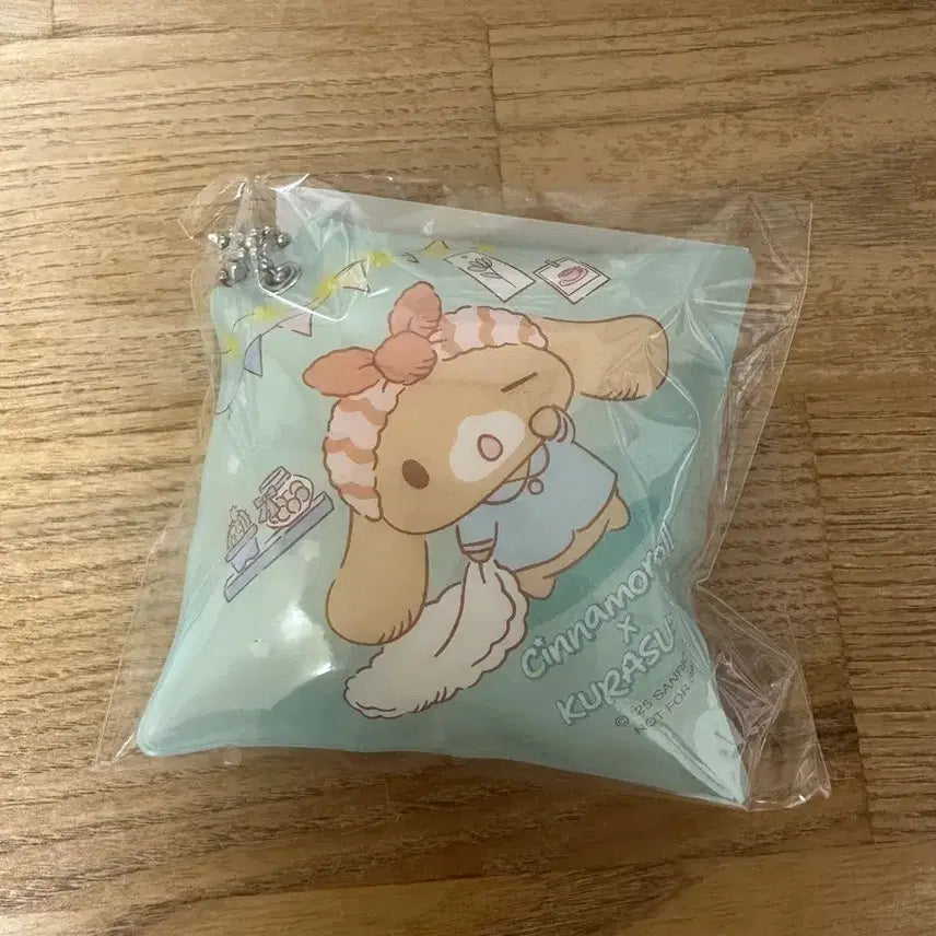 [BUNJANG] Cinnamoroll Kurazushi Collaboration Cushion Keyring / 시나모롤 쿠라스시 쿠션키링 새상품