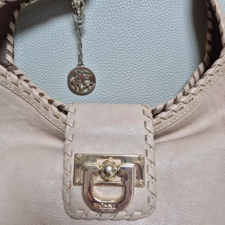 [BUNJANG] DKNY Leather Shoulder Bag (Women&