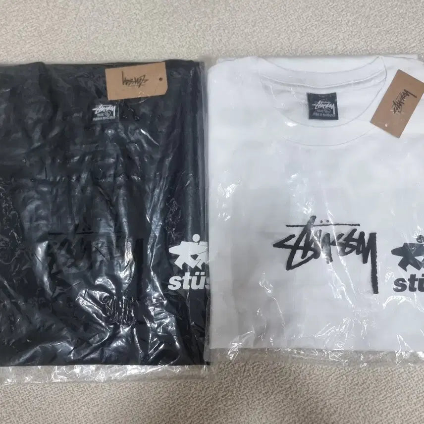 [BUNJANG] Stussy Surfers Two T-shirt Black/White / 미개봉)정품)서퍼스투시 반팔 티셔츠 블랙/화이트 새상품