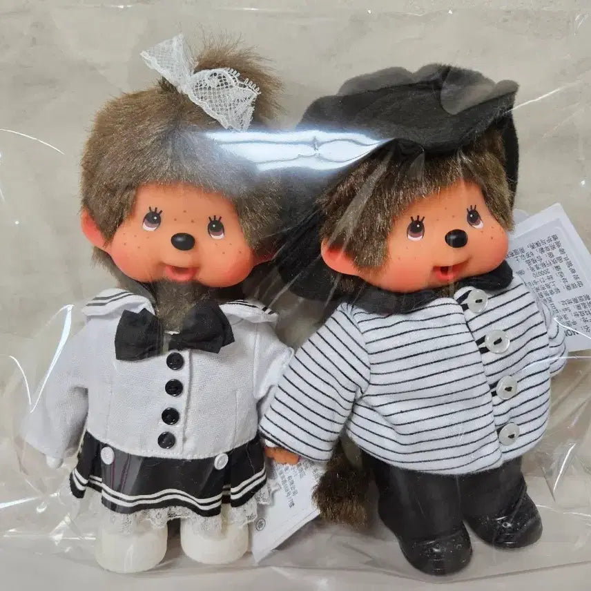 [BUNJANG] Monchhichi Couple Dolls in Gentleman and Lady Attire / 패션 몬치치 커플