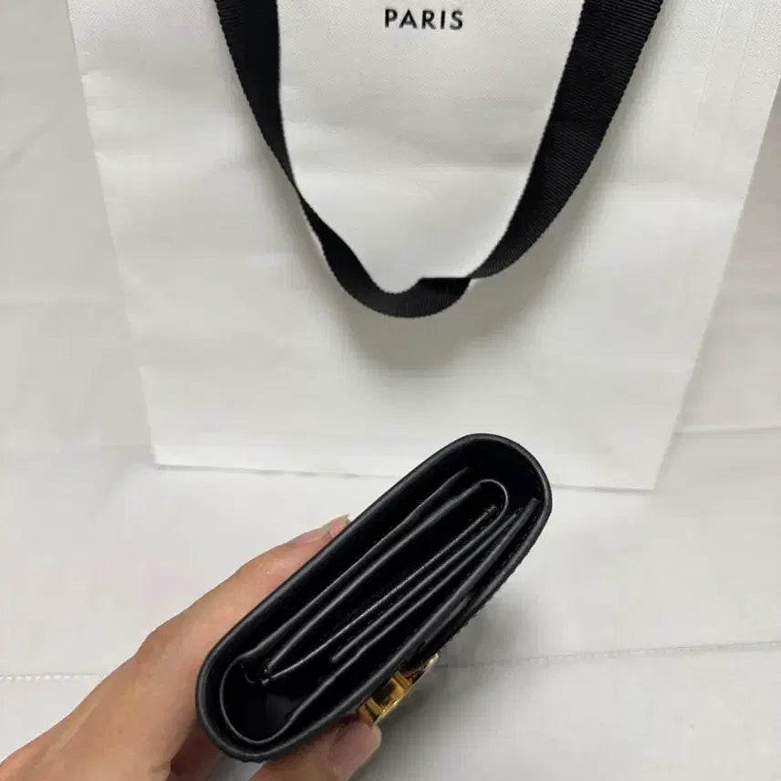 [BUNJANG] Celine Triomphe Flap Wallet / [상태좋음/정품] 셀린느 트리옹프 플랩 지갑