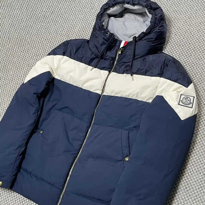 [BUNJANG] Moncler Gamma Blue Padded Jacket / [당일발송] 몽클레어 감마블루 패딩 1사이즈(95)