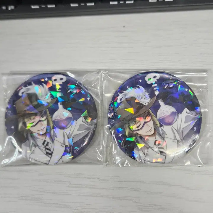 [BUNJANG] Twisted Wonderland Rook Hunt Lab Uniform Badge Bundle / 트위스테 루크 실험복 캔뱃지