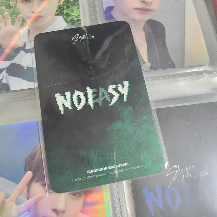 [BUNJANG] Stray Kids Lee Know NOEASY Photocard / 스트레이키즈 리노 Lee Know NOEASY SUBK 포토카드