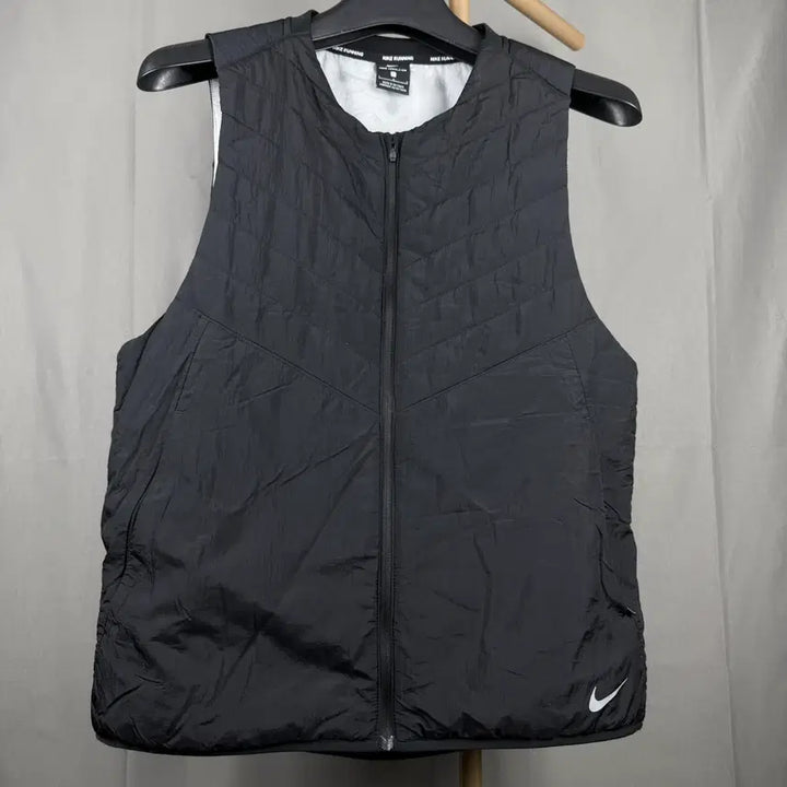 [BUNJANG] Nike Aerolayer Vest (Size L) / L )  나이키 에어로레이어 베스트
