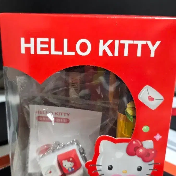 [BUNJANG] Seven Eleven Hello Kitty Keycap / 세븐일레븐 헬로키티 키캡 새상품